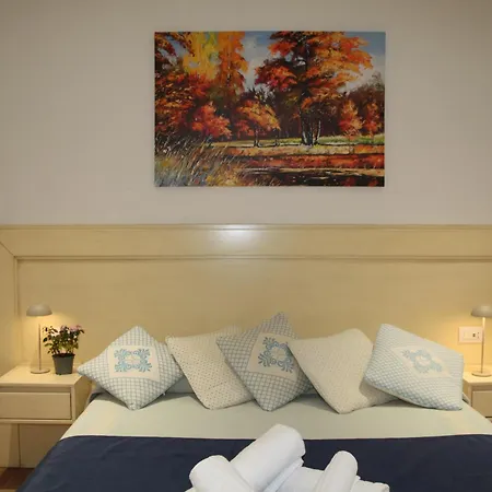 Central Dorgali Guest House 招待所 3*