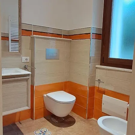 招待所 Central Dorgali Guest House 3*